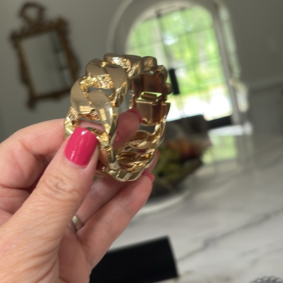 β¨ Bracelet Thick and Chunky Gold Tone Costume Statement 7β Rope Chain Bangle - Picture 6 of 6